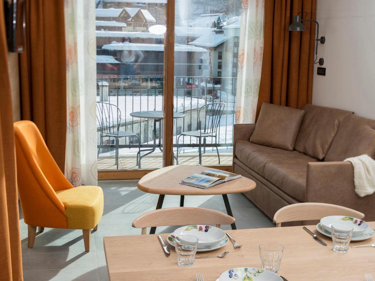Red Fox Lodge Бройл-Червиня Екстериор снимка